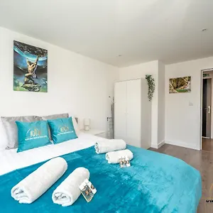 https://atlas-apartment-the-pillar-of-town.bournemouth-hotels.org