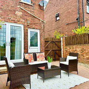 https://cosy-croft-cottage.yorkshirehotels.net