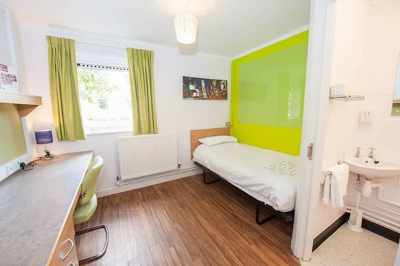 Queens'S University Elms Bt9 Belfast Apartment